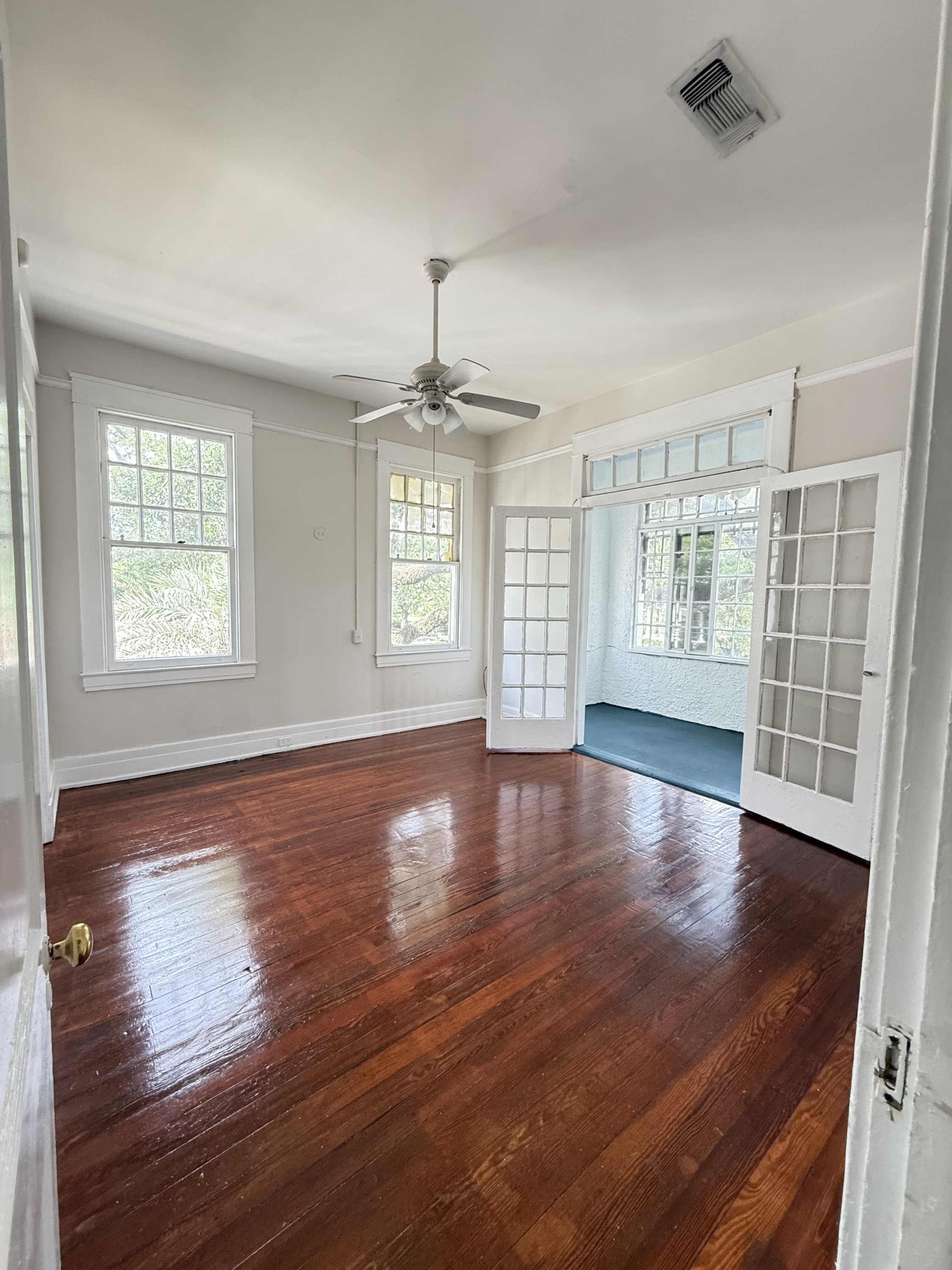 4620 St Charles Ave Unit G